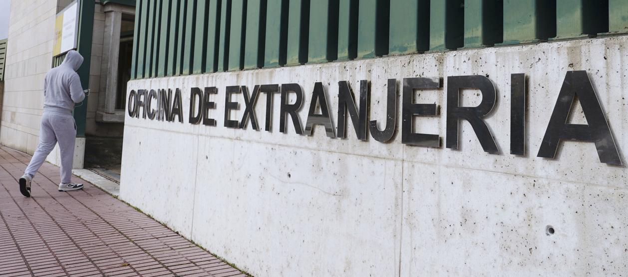 Oficina de Extranjería este martes en Valladolid.