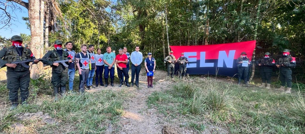 Momento de la liberación de Hugo y Luis González Godoy
