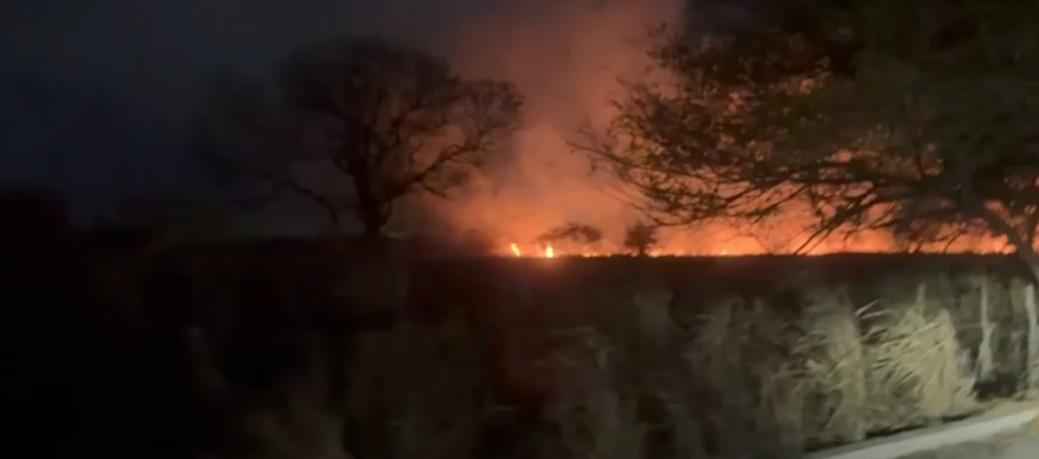 Incendio en propiedad de la familia Barraza Arraut.