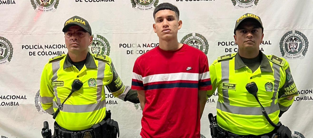 Jhan Carlos Linares Barros