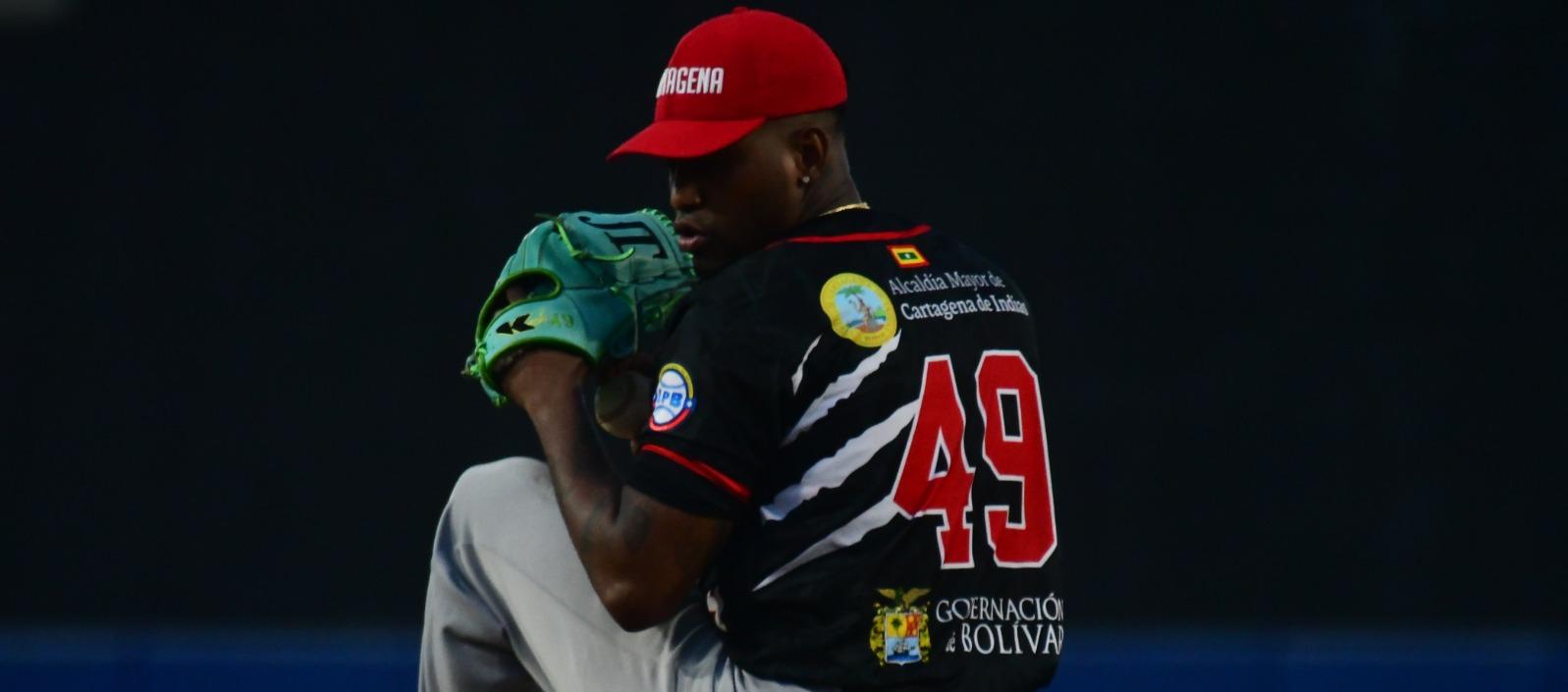 Julio Teherán, abridor de los Tigres de Cartagena. 