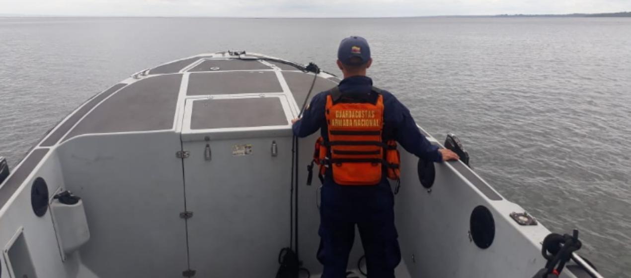 La Armada Nacional realizando patrullaje en el Pacífico, en Tumaco. 