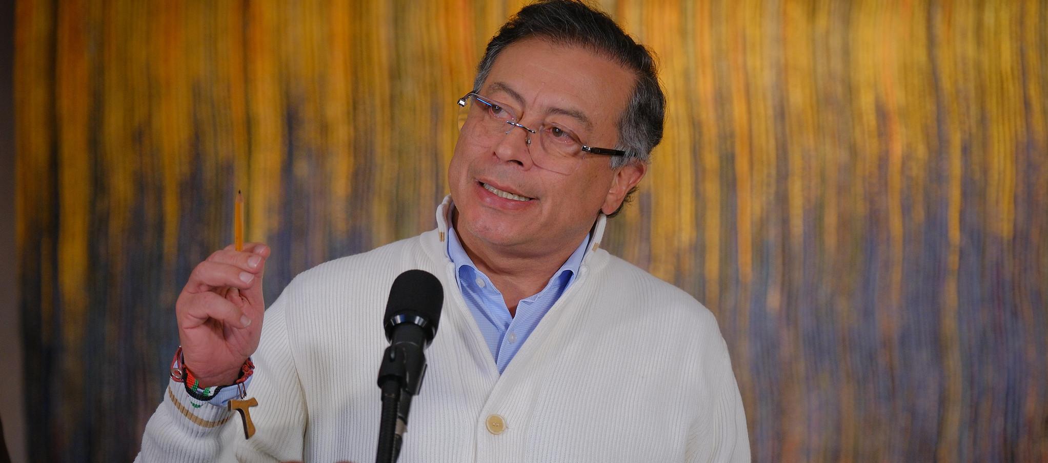 Gustavo Petro.