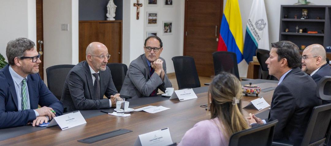 Registraduría mantuvo una reunión con representantes de la Unión Europea.