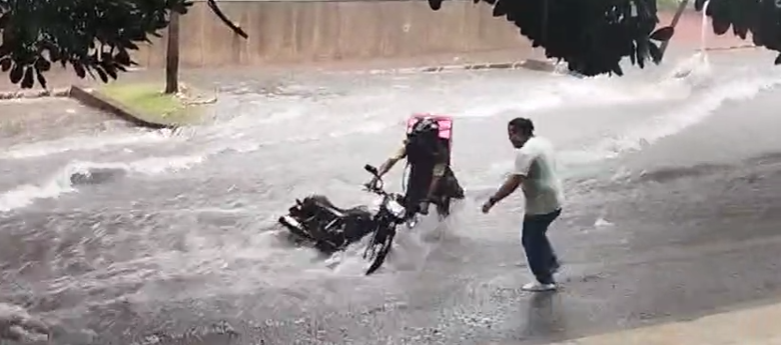 Arroyo arrastró a domiciliario en Alto Prado