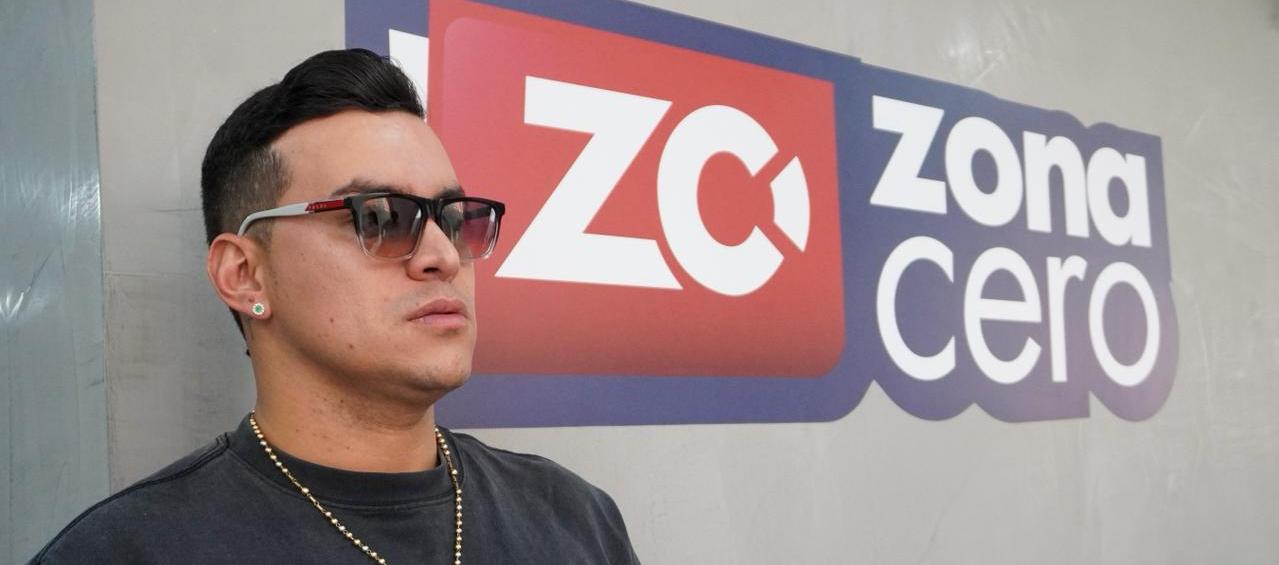 Yeison Jiménez en su visita a Zona Cero. 