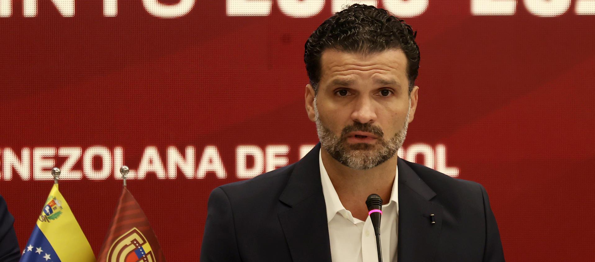 Oswaldo Vizcarrondo, nuevo técnico de la Selección Venezuela.