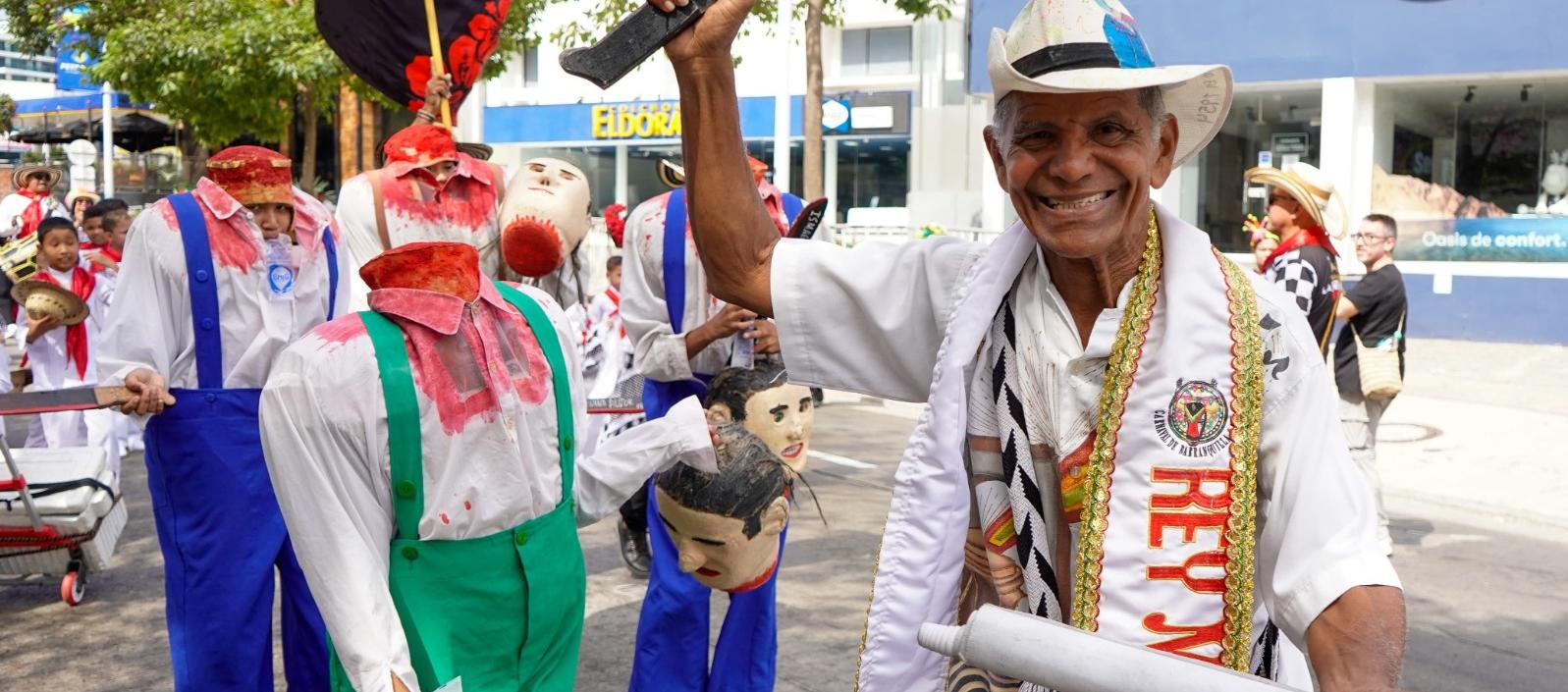 Wilfrido Escorcia, heredero del disfraz, dictará el taller.  