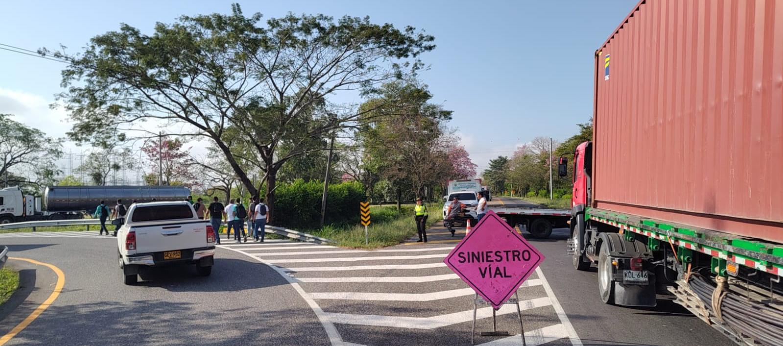 Cierre en La Cordialidad.