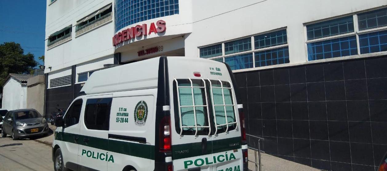 El motociclista fue llevado a la Clínica Porvenir, donde se confirmó su muerte.