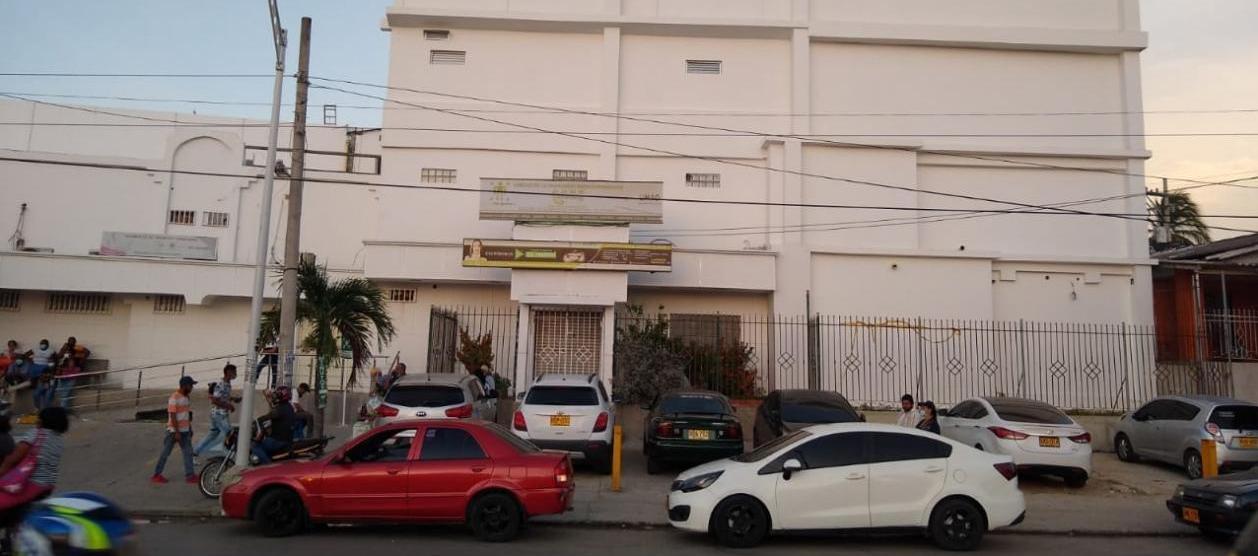 Clínica San Ignacio, a donde fue llevada la víctima y se confirmó su muerte. 