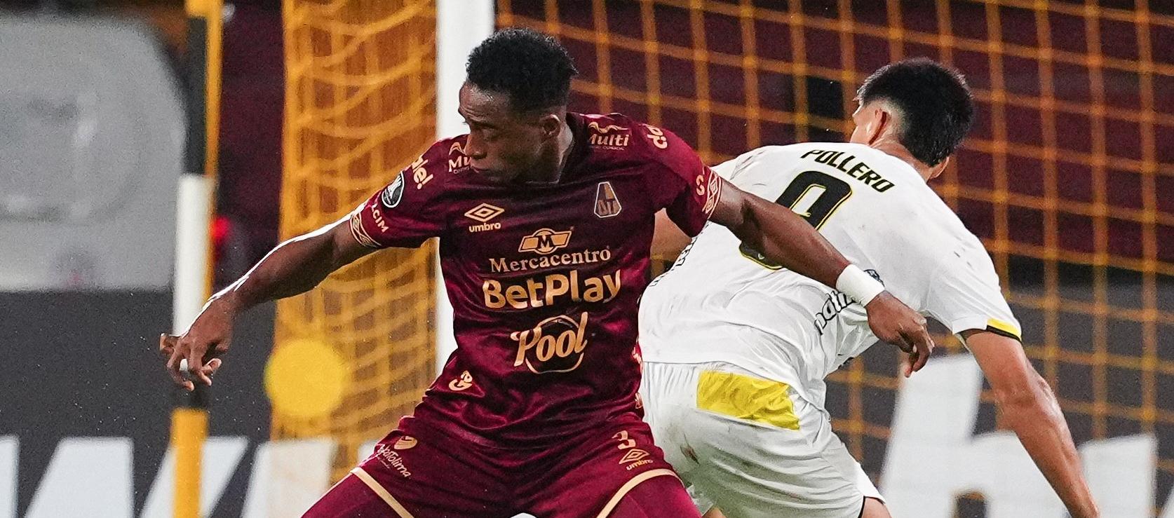 Jean Carlos Angulo, defensor del Deportes Tolima.