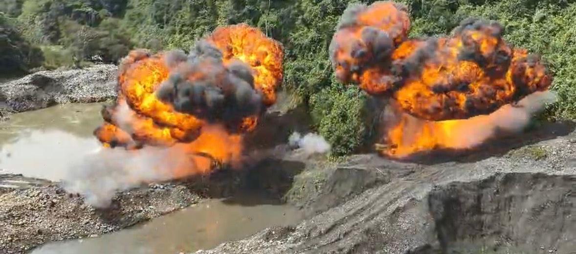 Destrucción de la maquinaria en el departamento de Caldas. 