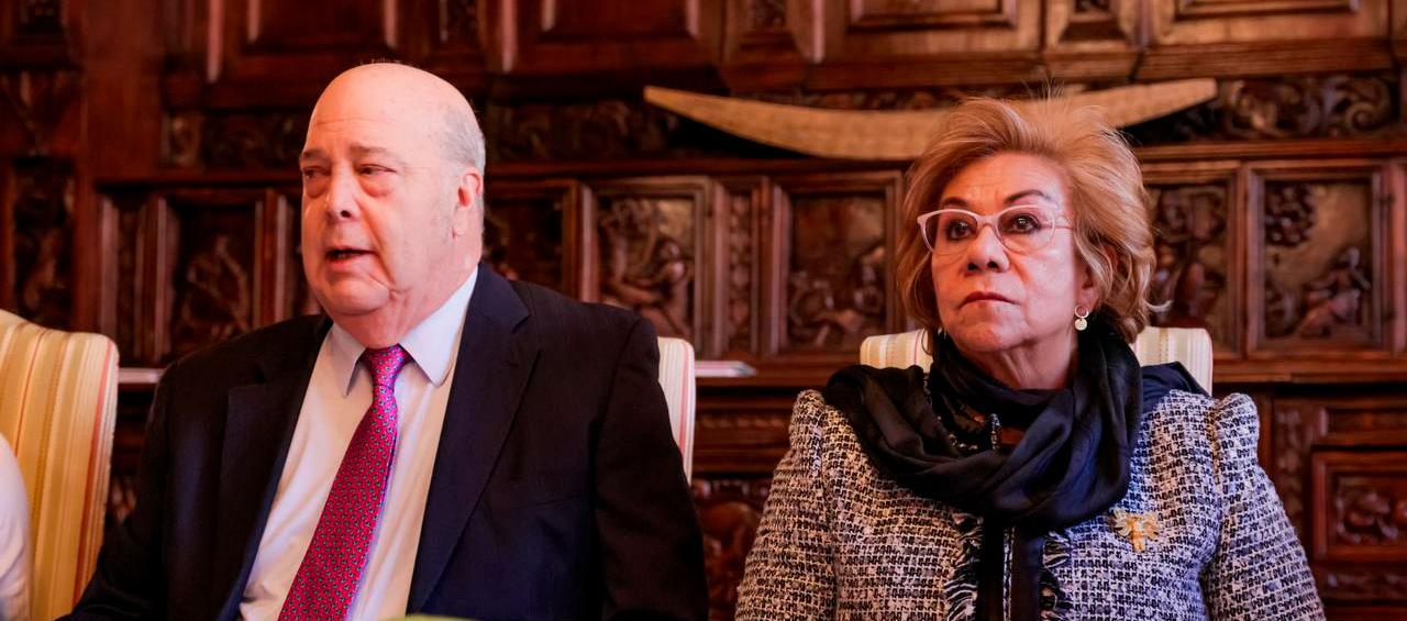 El embajador de Colombia en Estados Unidos, Daniel García-Peña, y el canciller Rosa Villavicencio.