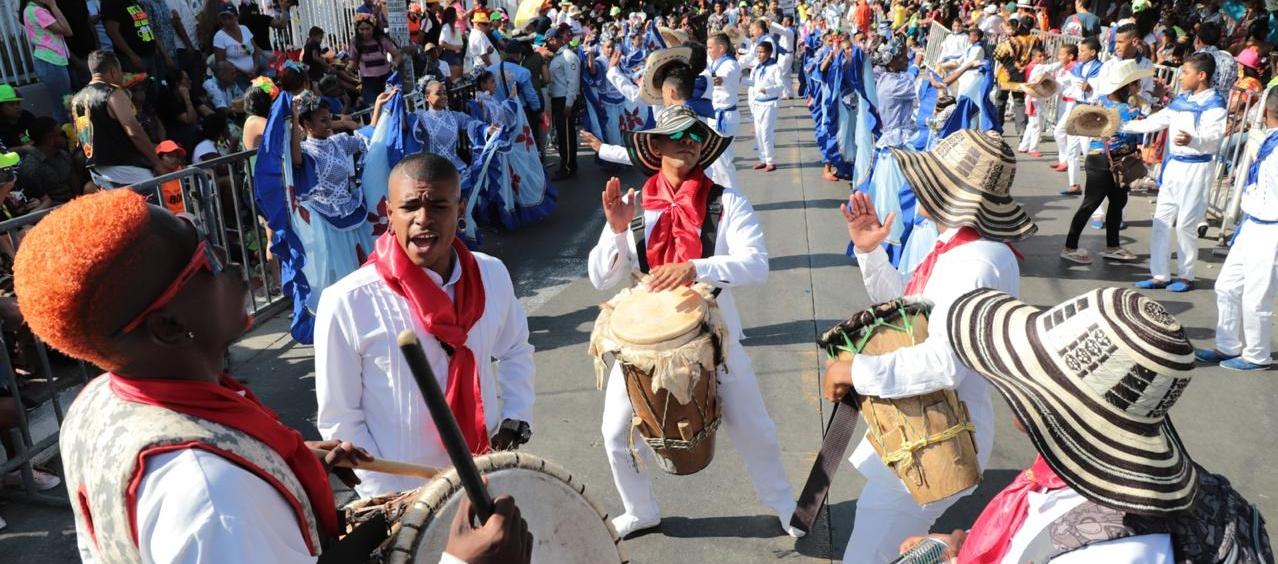 En el desfile participarán 120 grupos folclóricos.