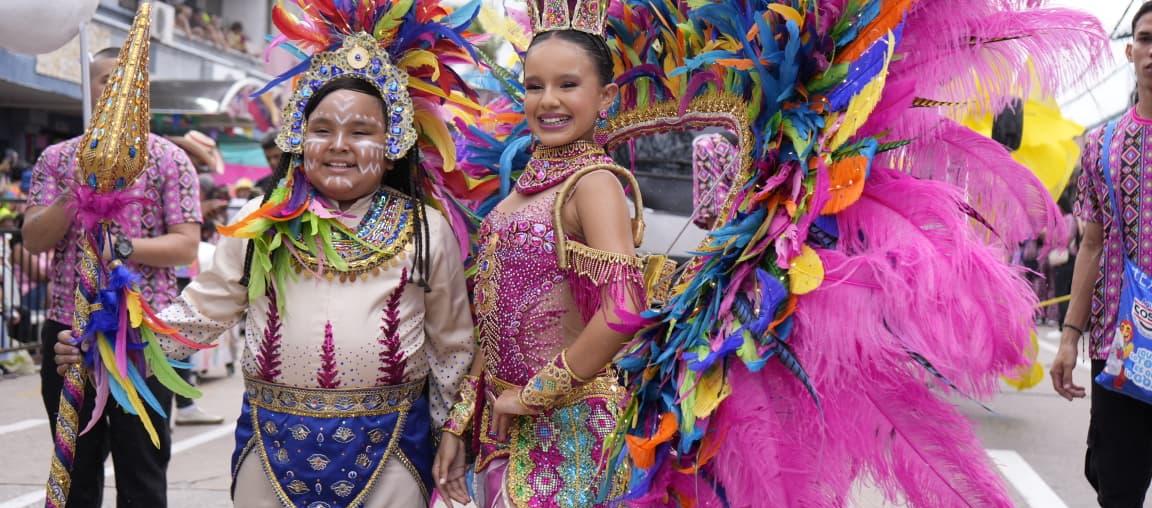 Joshua Ortiz y Sharon Acosta.
