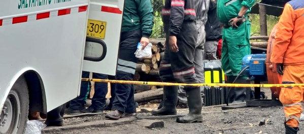Los organismos de socorro en el lugar de los hechos. 