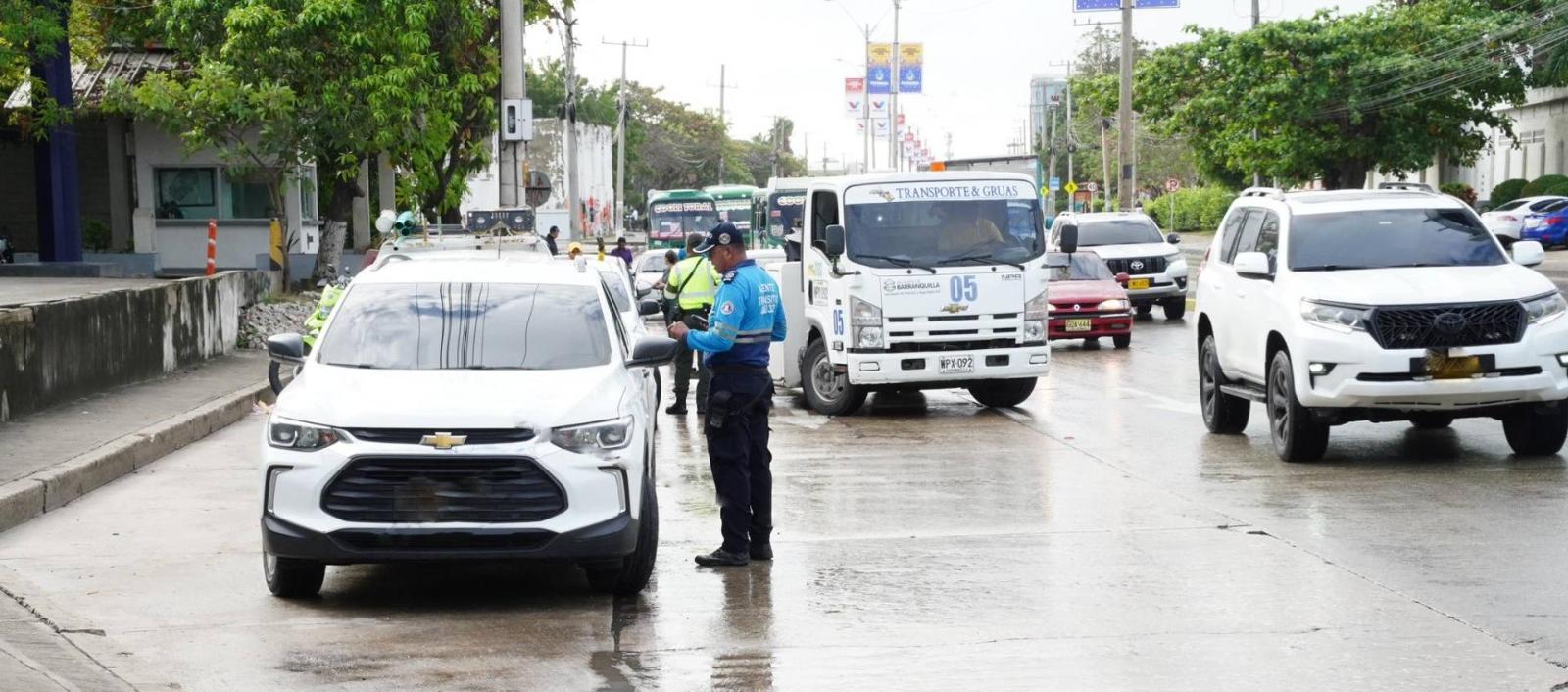 Pico y Placa para todos los vehículos particulares en la ciudad. 