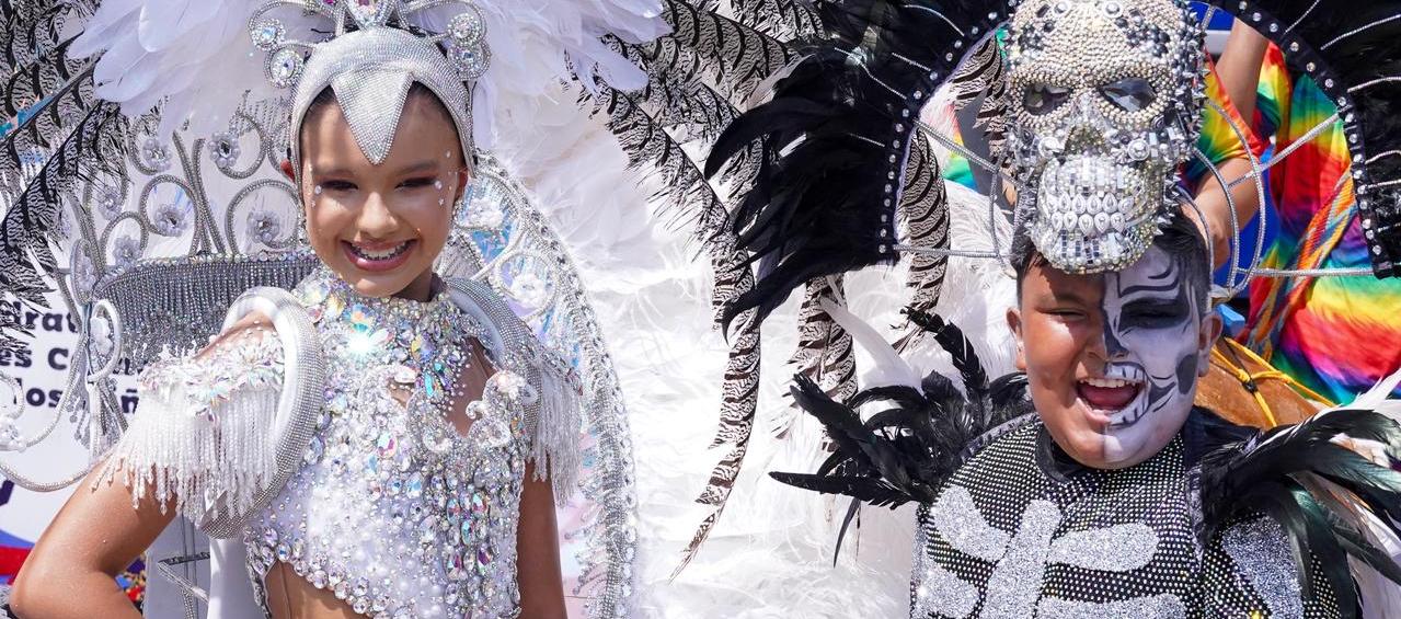 Los Reyes Infantiles Sharon Acosta y Joshua Ortiz.