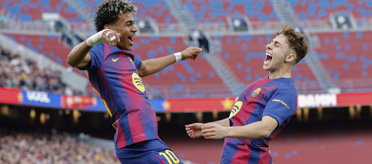 Lamine Yamal (izquierda).