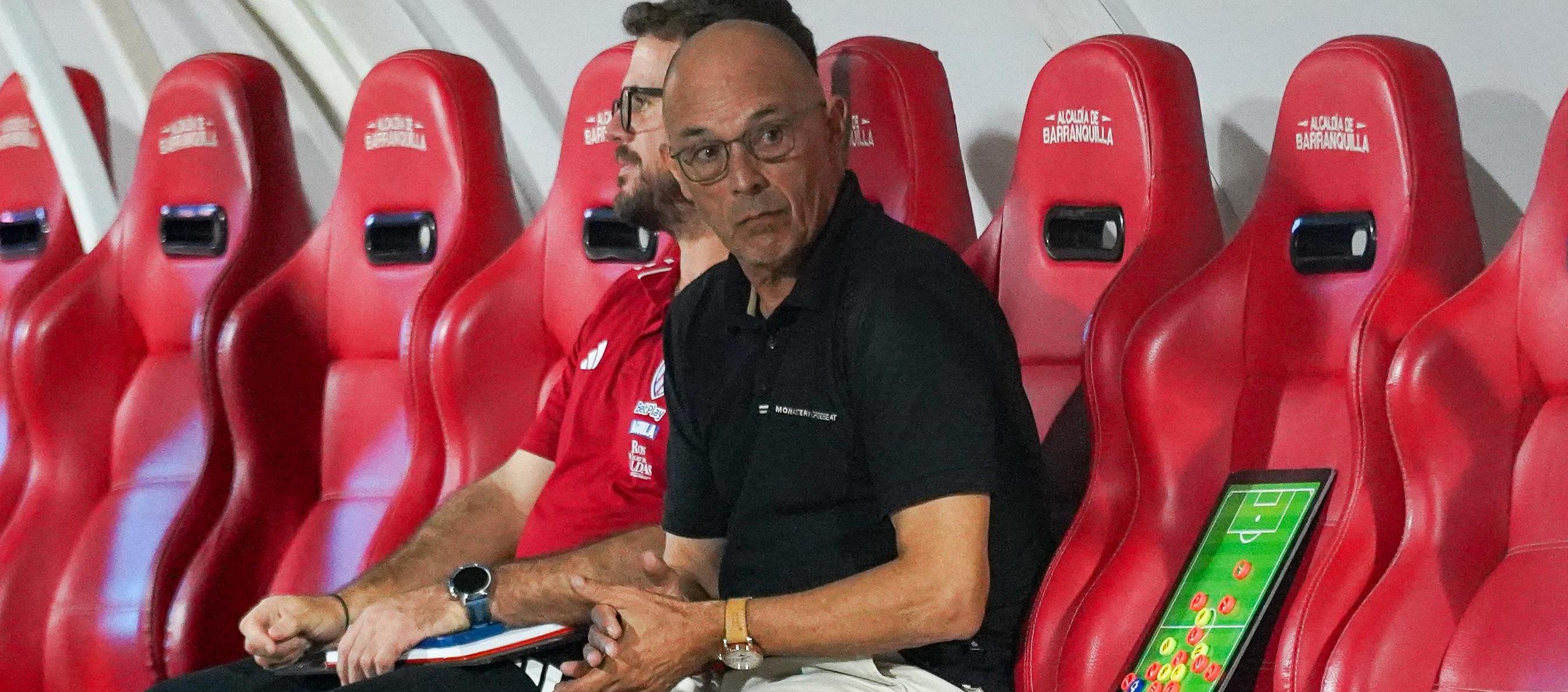 El uruguayo Alfredo Arias, director técnico del Junior.