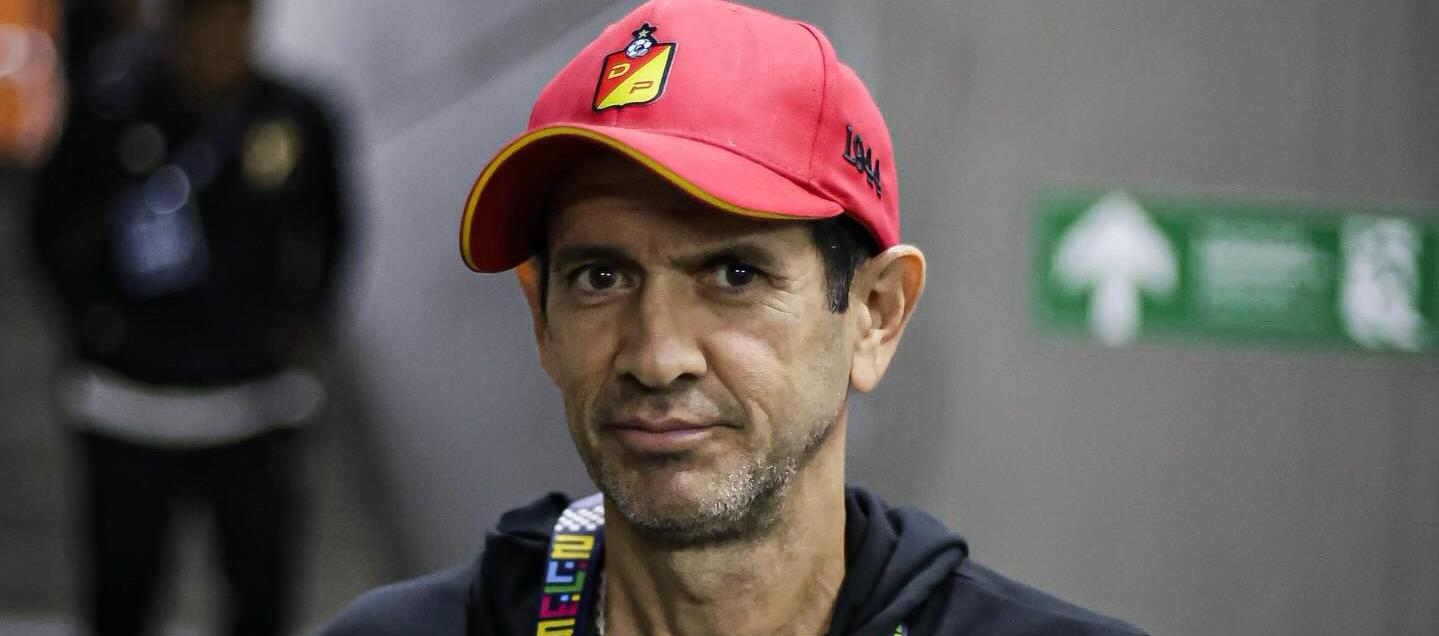 Arturo Reyes, técnico del Deportivo Pereira.