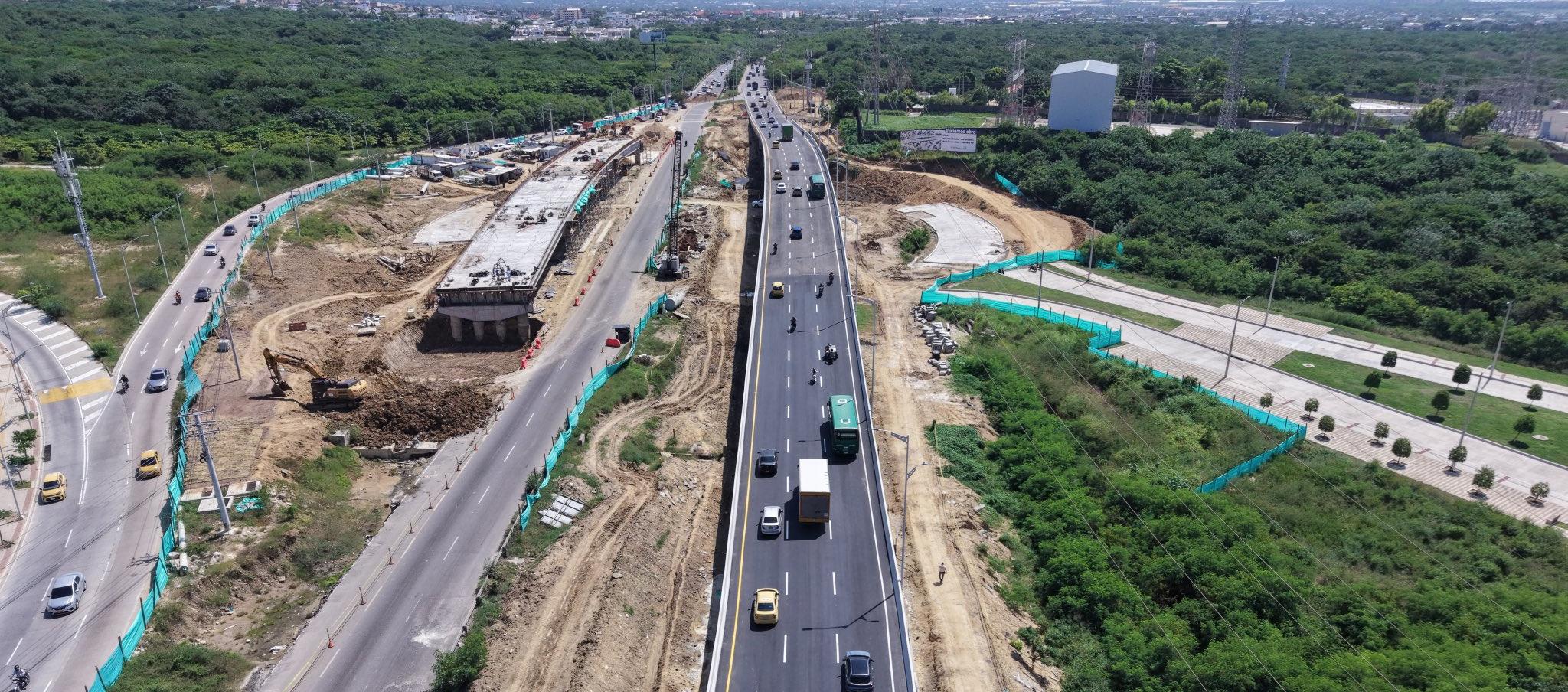 Intercambiador vial de Alameda del Río. 