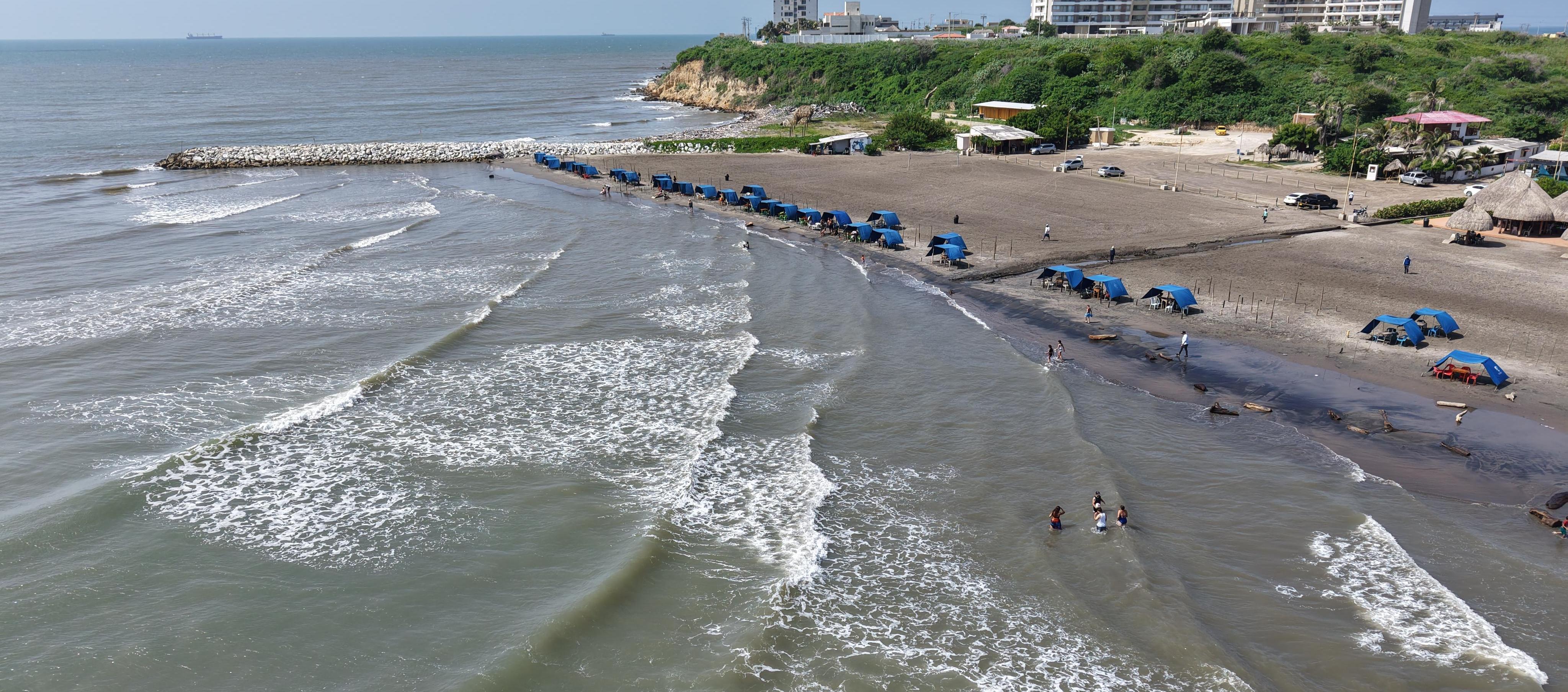 Se prohibió el ingreso de bañistas a las playas. 