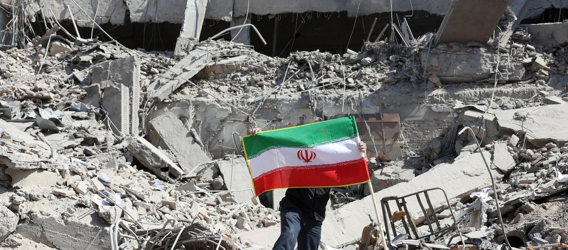 Destrucción en Irán ante los ataques de Estados Unidos e Israel.