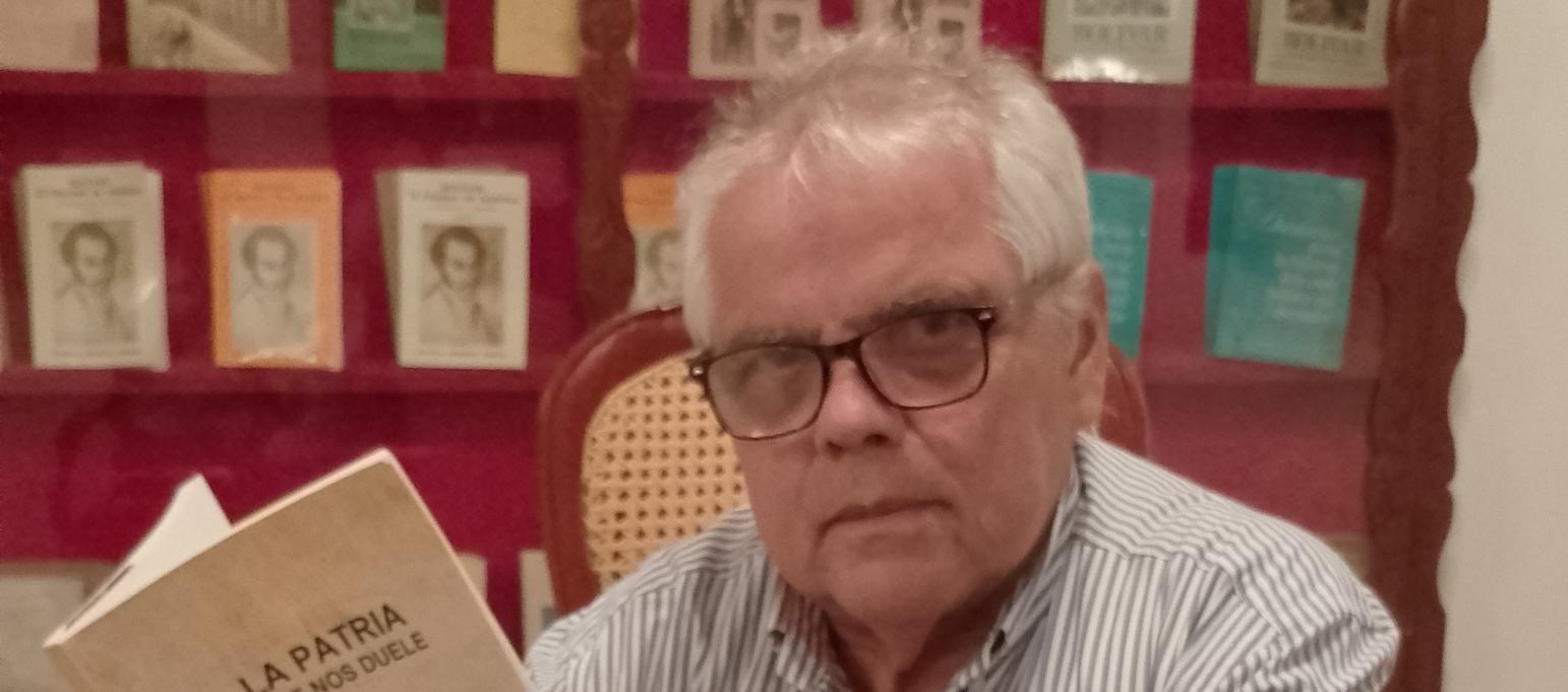 Javier Marrugo Vargas, poeta barranquillero.