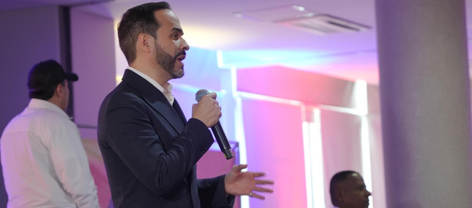 El candidato Abelardo De La Espriella.