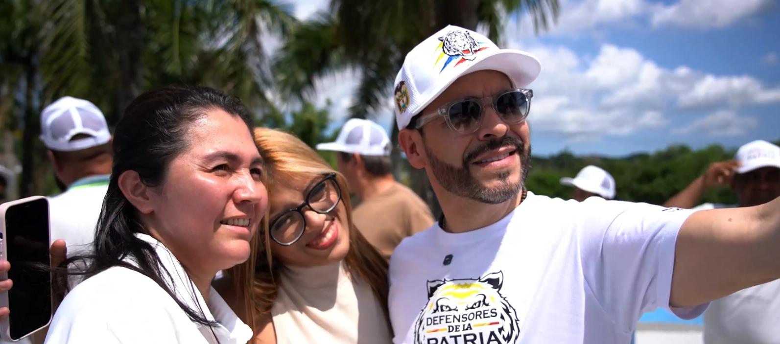 El candidato Abelardo De La Espriella compartió con los habitantes de Usiacurí.