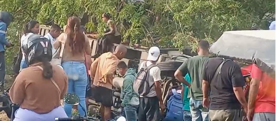 Accidente en la vía Oriental.