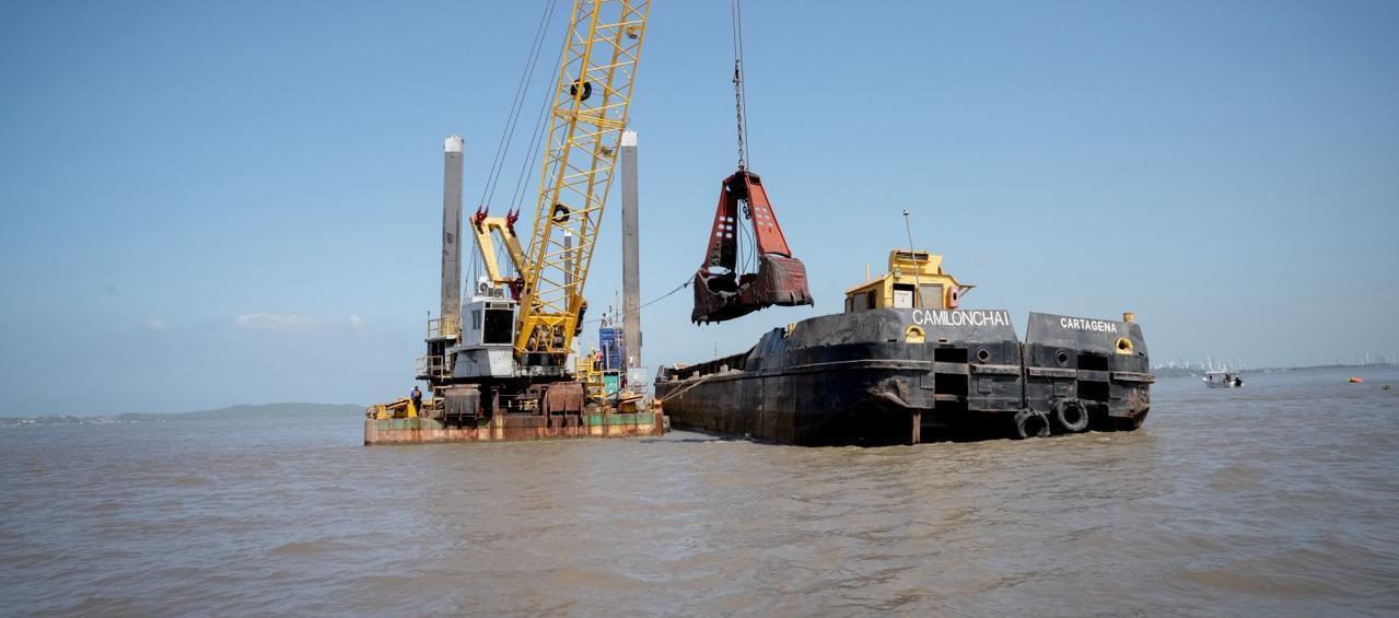 Obras en el Canal del Dique. 