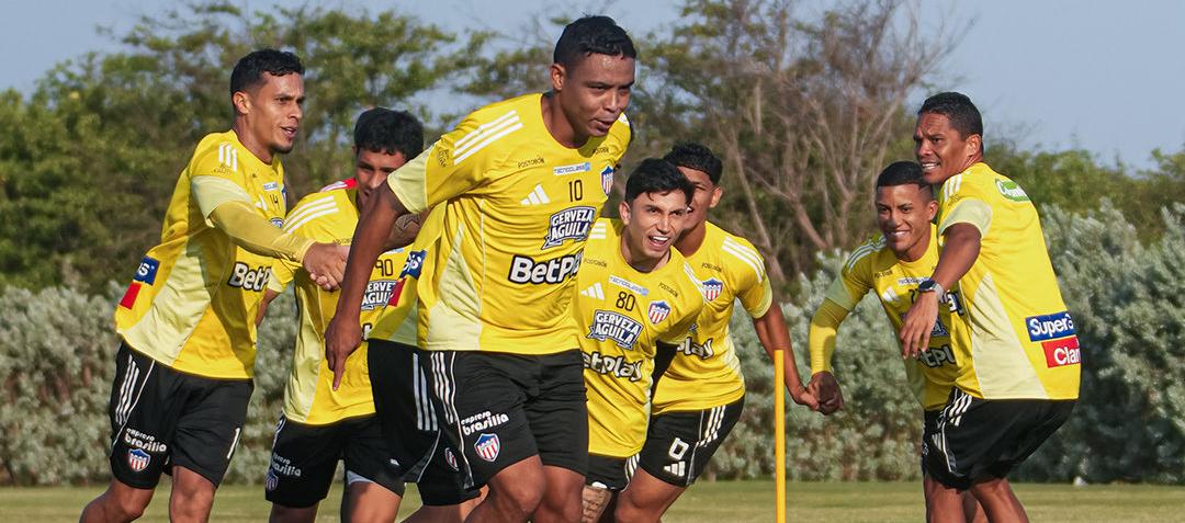 Entrenamiento de Junior durante la semana.