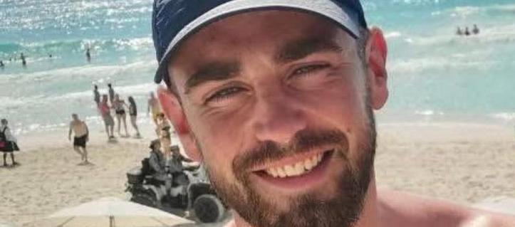 James Winkles, turista inglés.