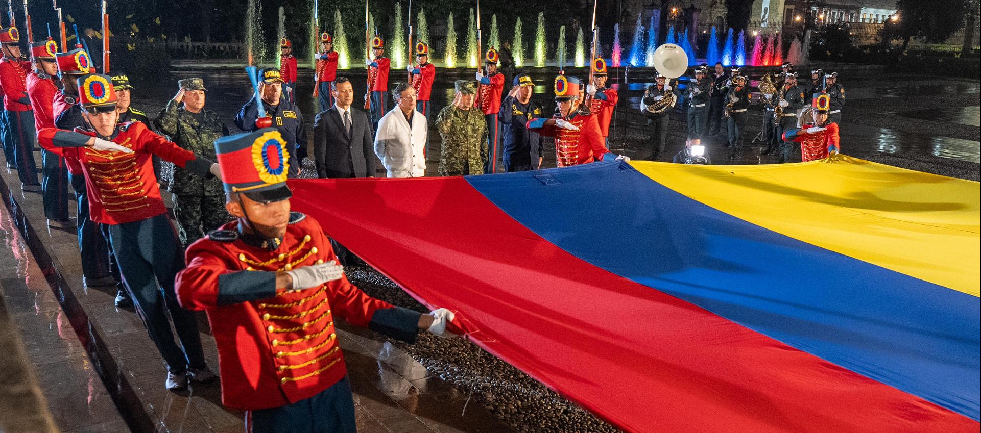 Homenaje a los 69 fallecidos en el accidente aéreo.