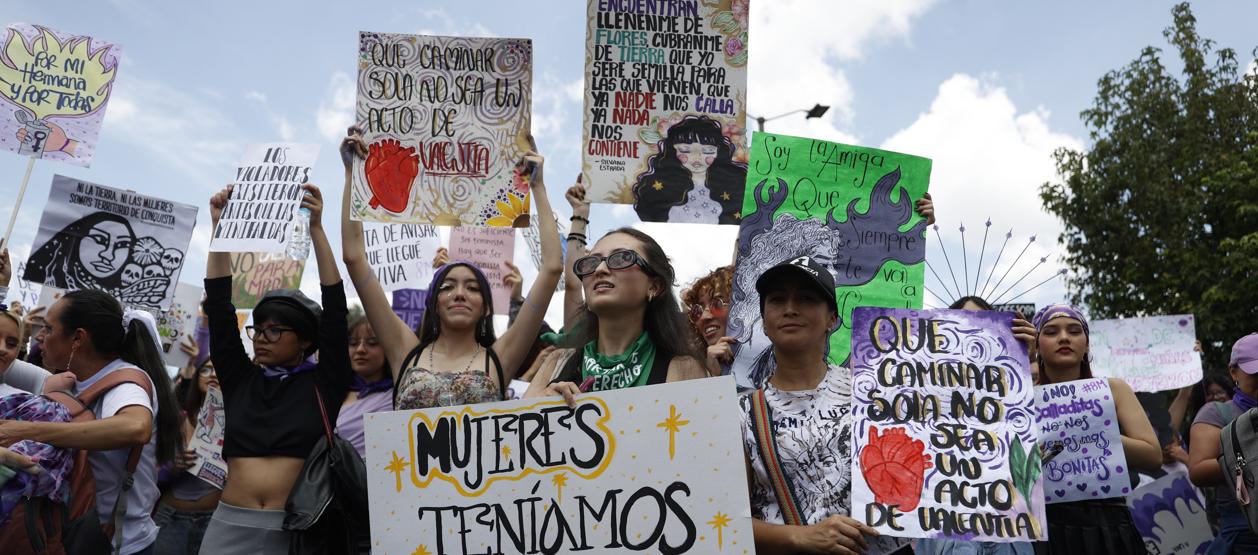 Manifestación de mujeres en Bogotá.