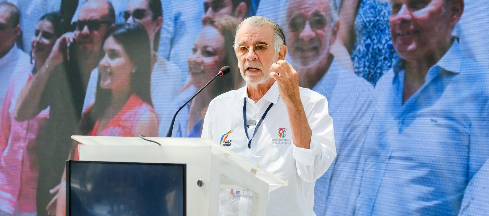 Eduardo Verano, gobernador del Atlántico. 