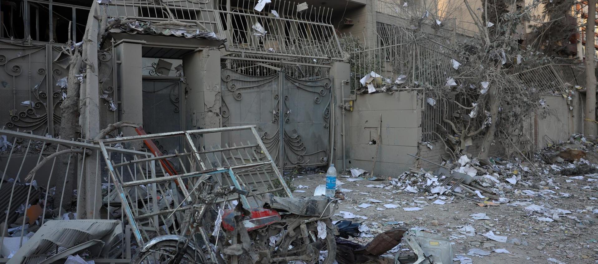 Destrucción en Irán tras los ataques de Israel y Estados Unidos.