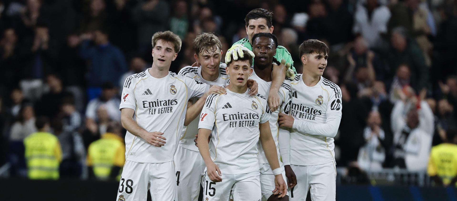 Jugadores del Real Madrid celebrando uno de los goles.