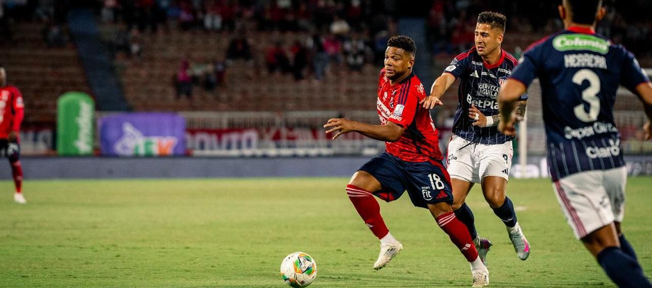 Frank Fabra supera la marca del paraguayo Guillermo Paiva. 