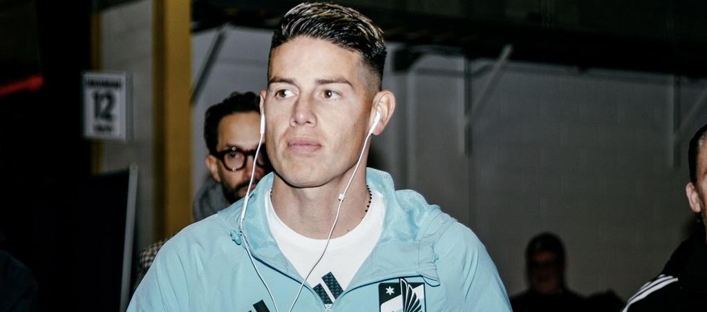 El colombiano James Rodríguez a su llegada al estadio.