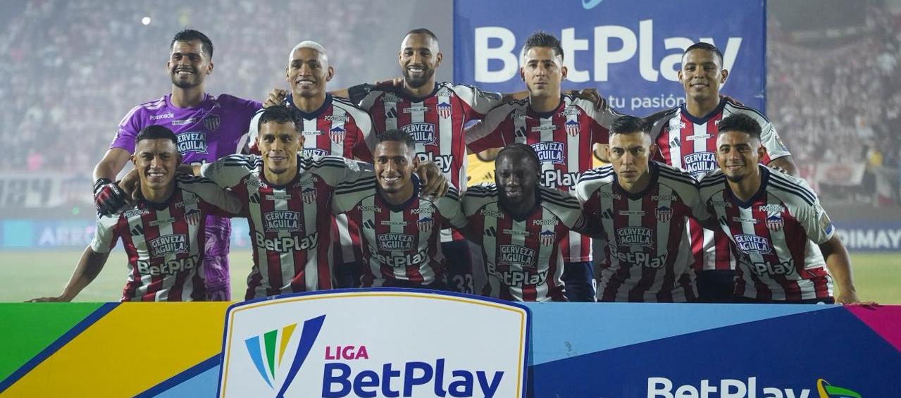 El onceno inicialista que presentó Junior contra Nacional.