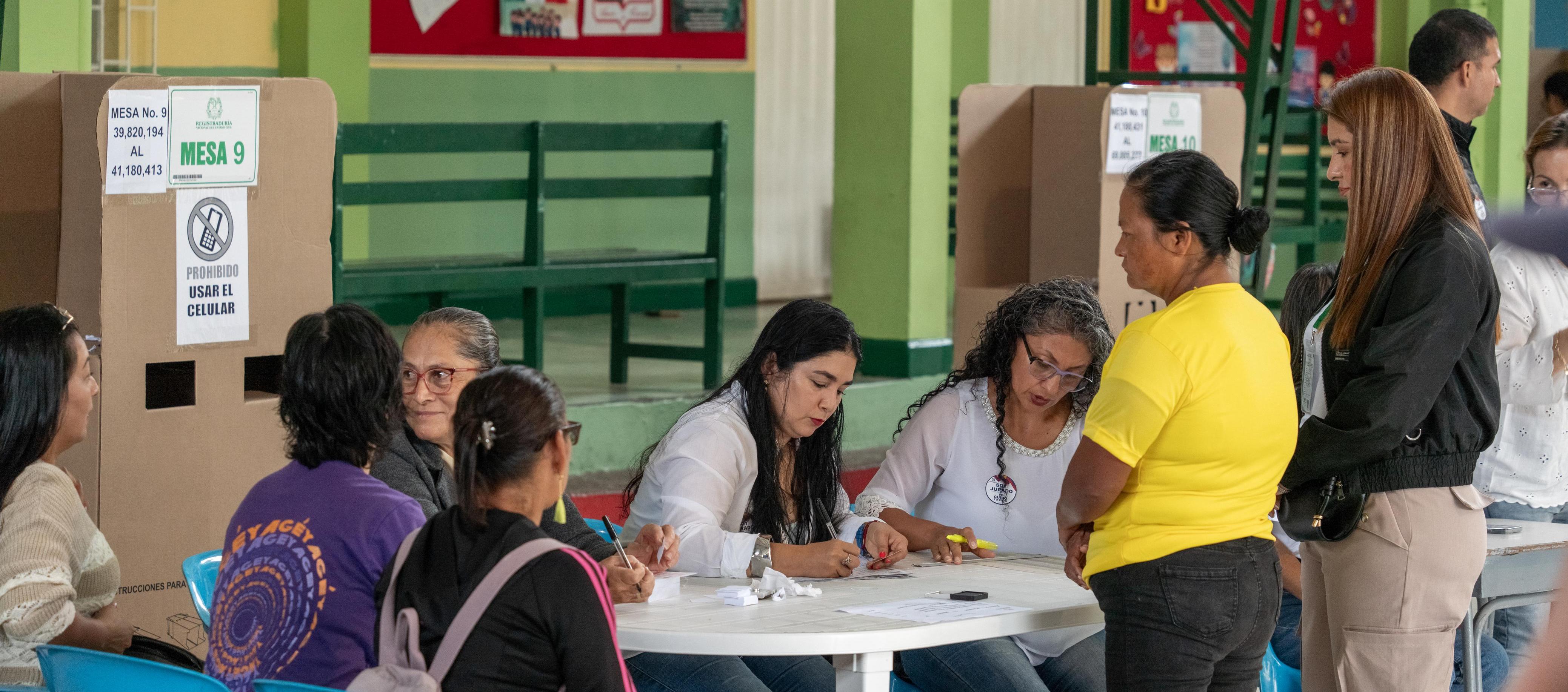 Más de 862.000 personas serán jurados de votación.