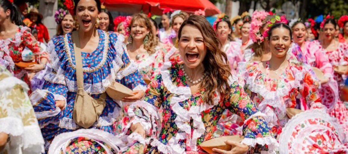 Desfile de Piloneras.
