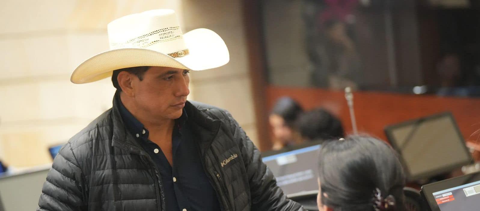 El senador Alirio Barrera.