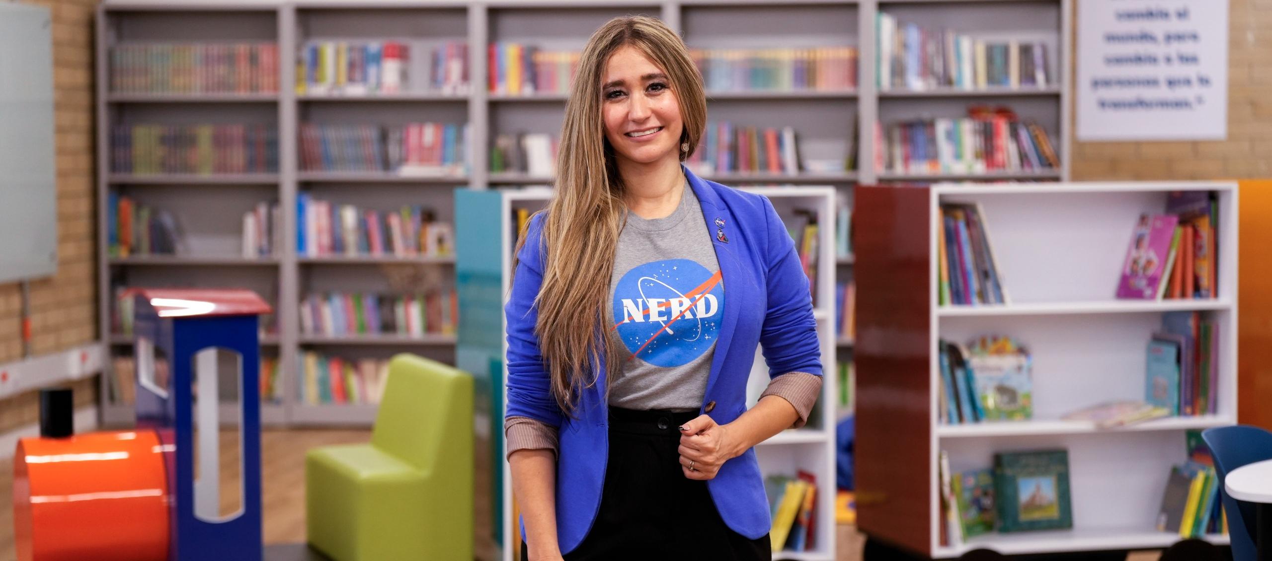 Alma Stephanie Tapia, ingeniera aeroespacial vinculada a la NASA. 