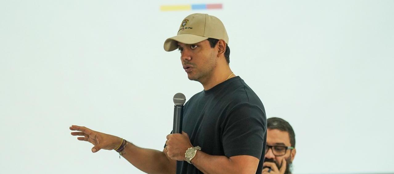 Camilo Pineda, delegado del Gobierno Nacional para el Espacio de Conversación Sociojurídico de Barranquilla de la Consejería de Paz.