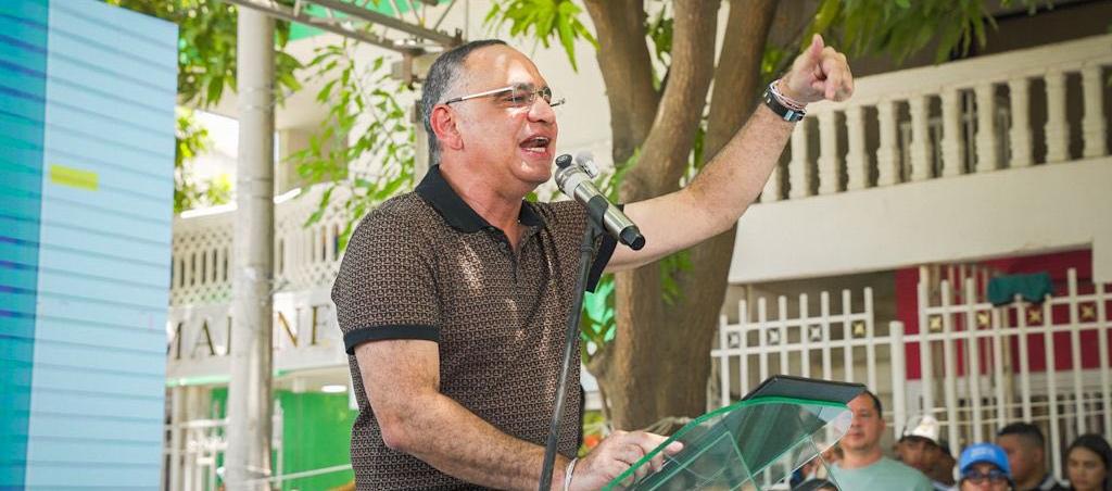 Carlos Pinedo Cuello, alcalde de Santa Marta.